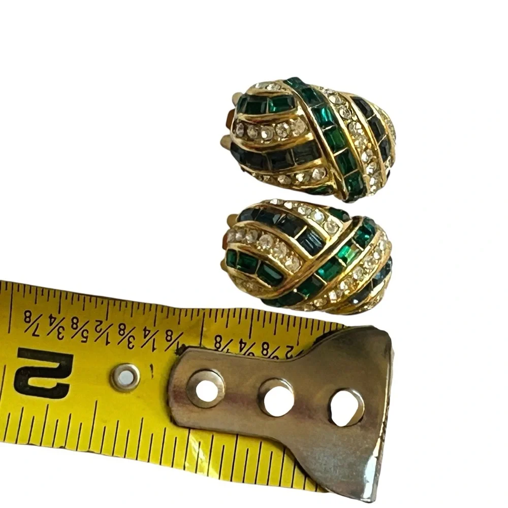 Vintage Dior Clip-On Earrings – Gold Tone Statement Emerald & Sapphire Baguettes - Picture 7 of 8
